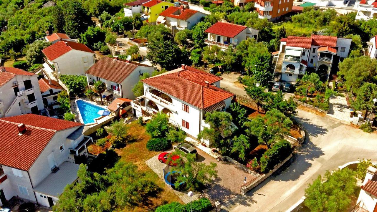 Belvedere Apartments 크르크 외부 사진